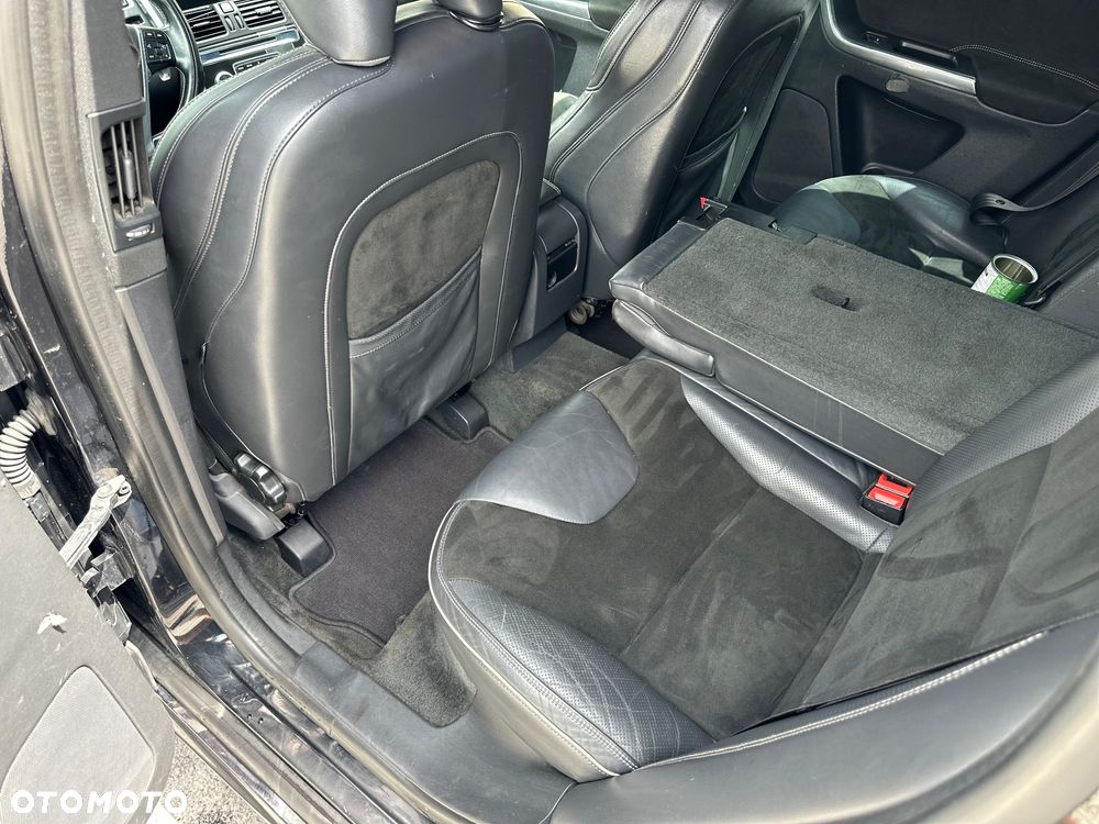 Volvo XC 60 - 6