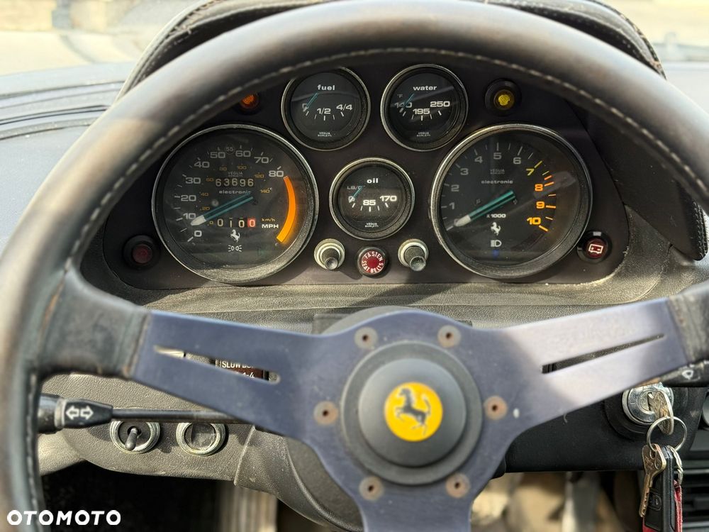 Ferrari 308 - 16