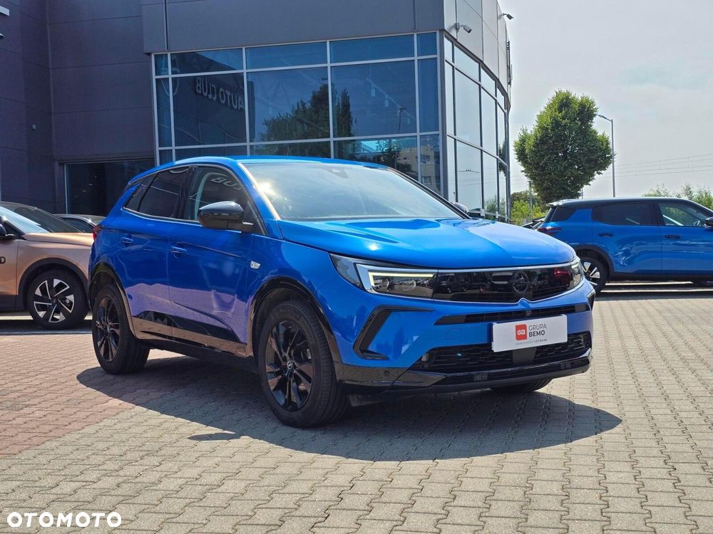 Opel Grandland 1.2 T GS Line S&S - 9