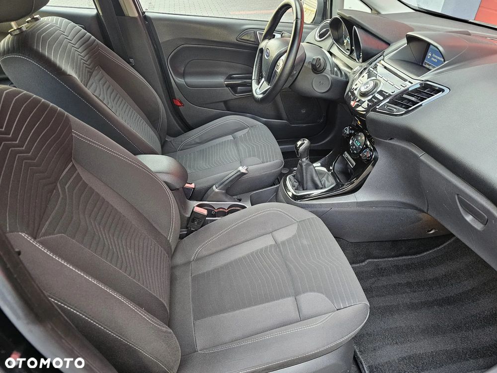 Ford Fiesta 1.6 TDCI Titanium - 21