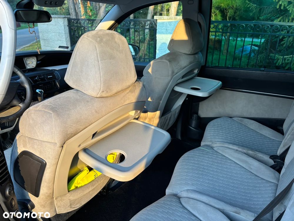 Peugeot 807 HDi 170 Bi-Turbo Automatik Platinum Pullmann - 19