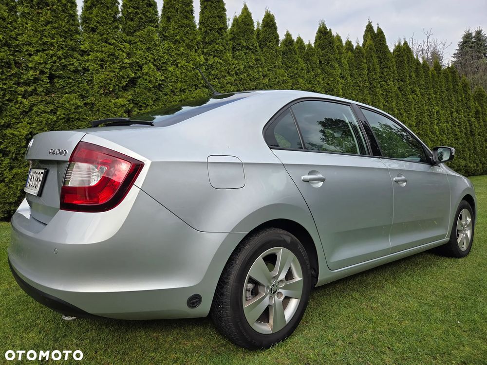 Skoda RAPID 1.0 TSI Ambition - 18