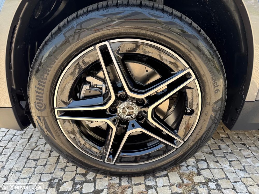 Mercedes-Benz GLA 250 e AMG Line - 11
