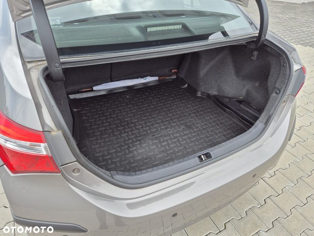 Toyota Corolla 1.6 Premium EU6 - 21