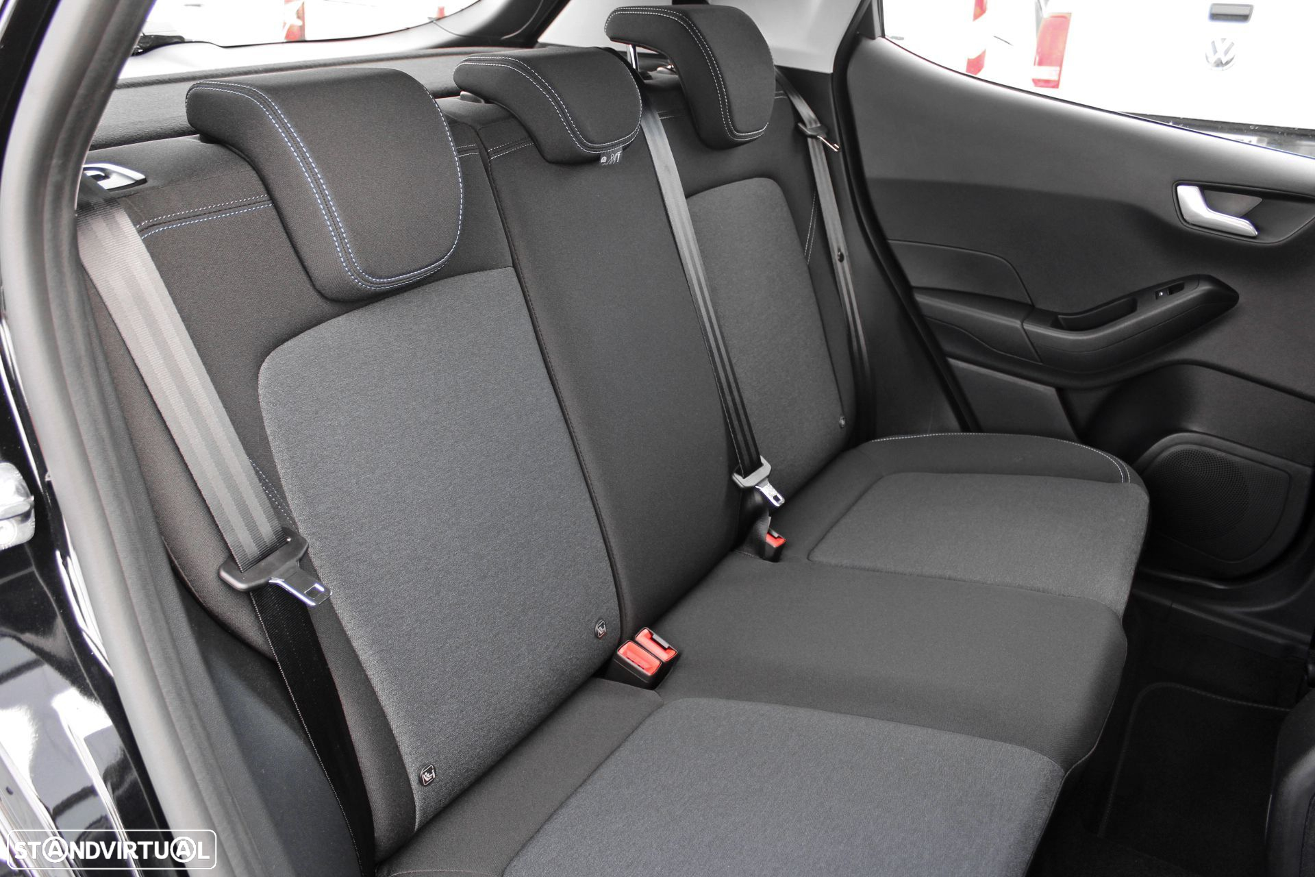 Ford Fiesta 1.0 EcoBoost Active - 9