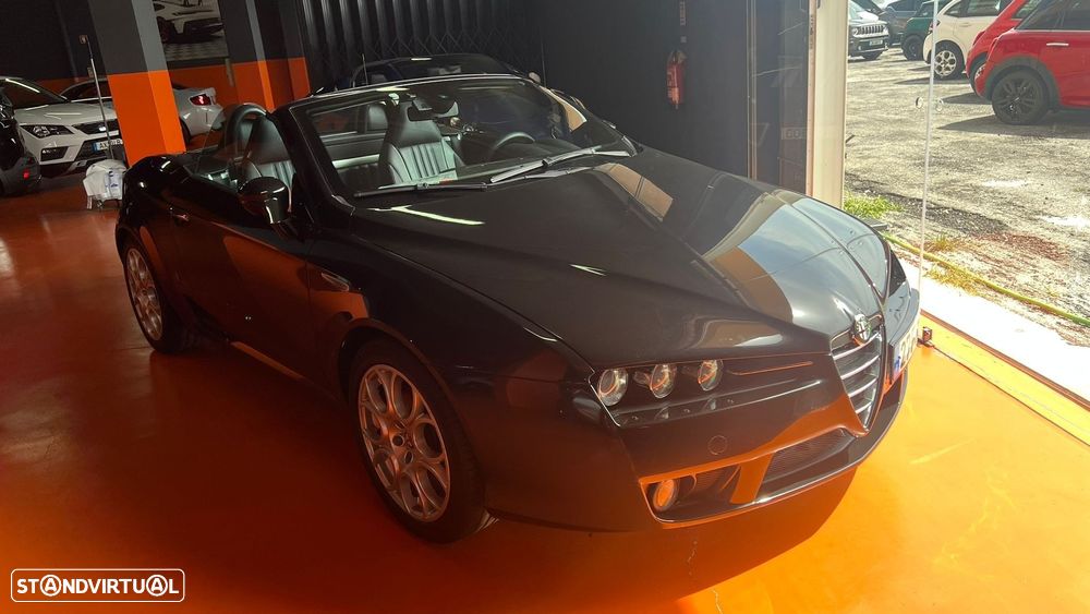 Alfa Romeo Spider 2.2 JTS - 1