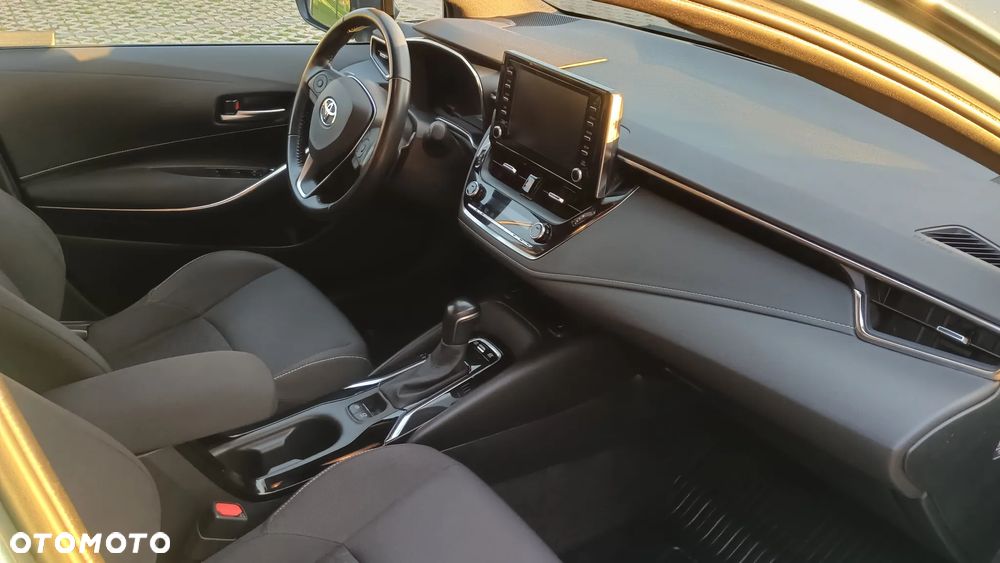 Toyota Corolla 2.0 Hybrid Comfort - 10