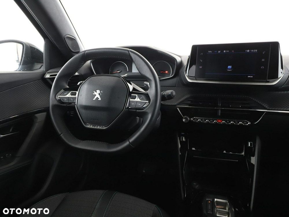 Peugeot 2008 PureTech 130 Allure S&S EAT8 - 17