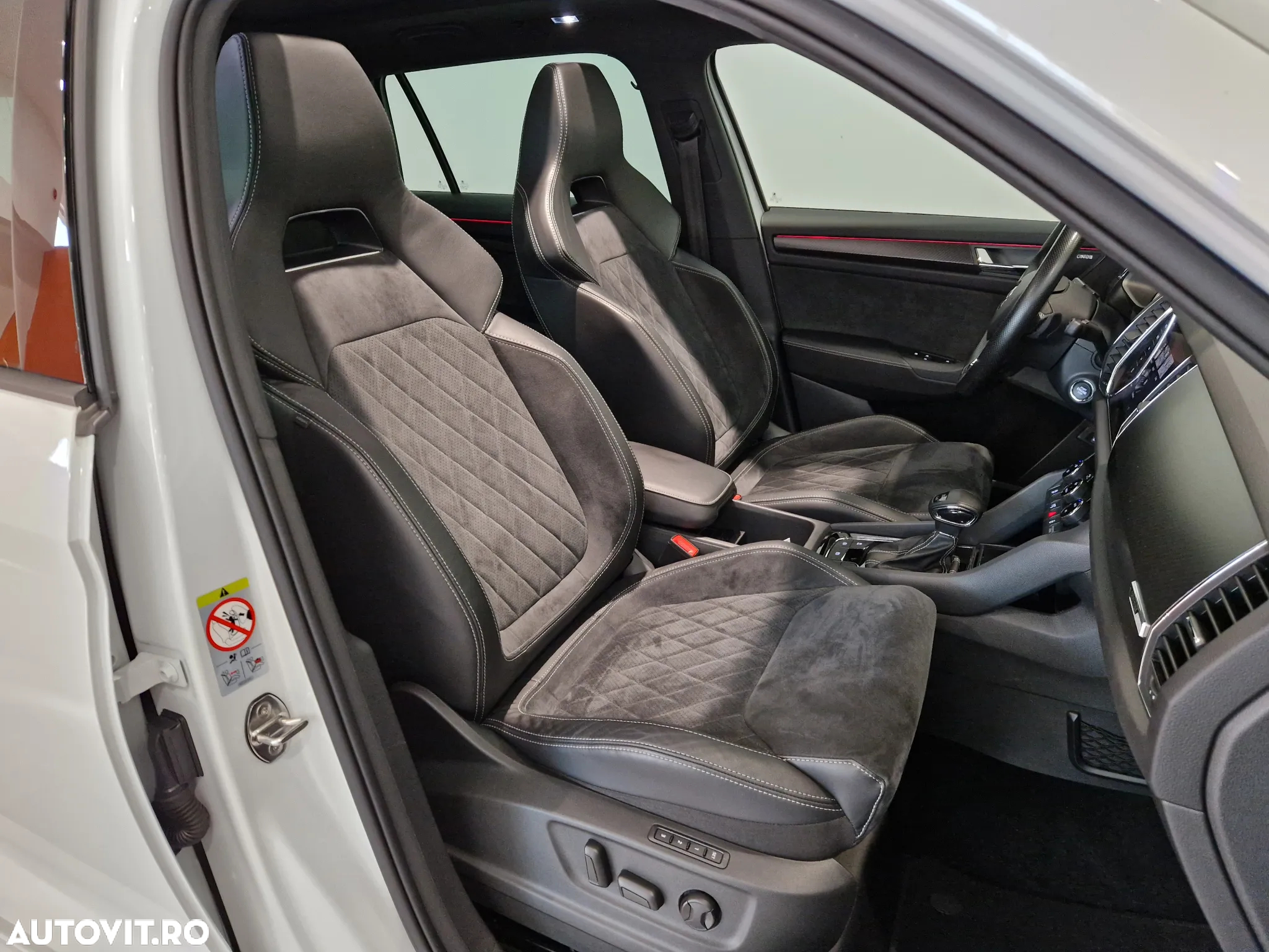 Skoda Kodiaq 2.0 TDI 4X4 DSG Sportline - 12