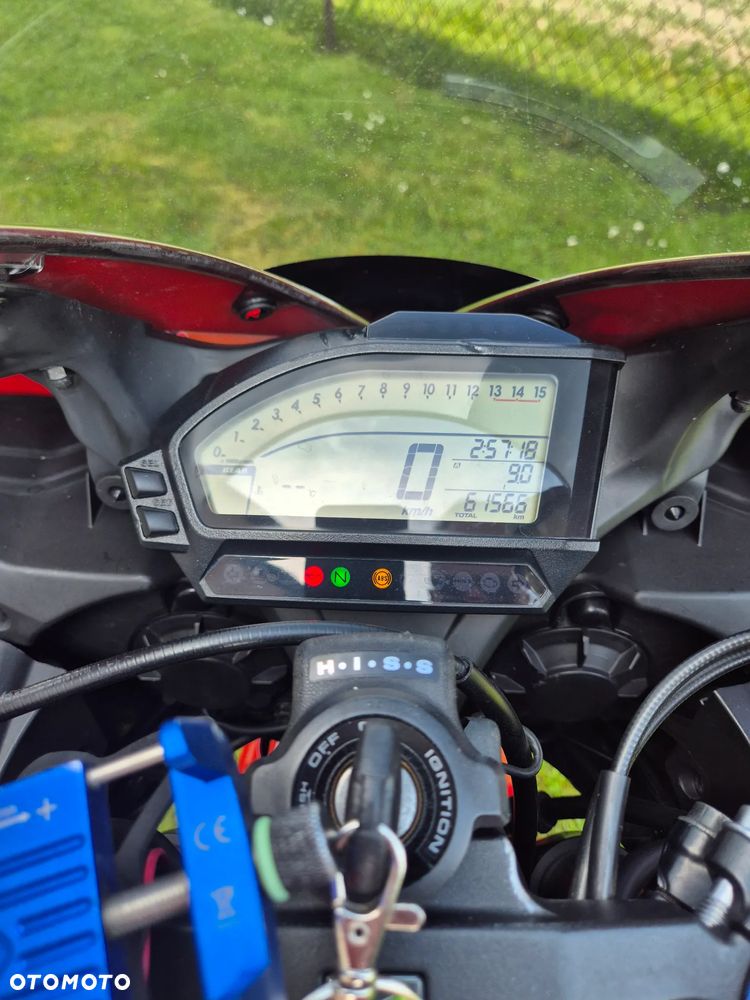 Honda CBR - 7