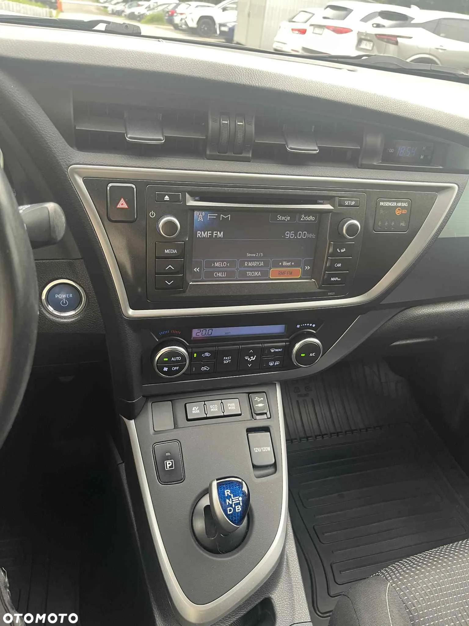 Toyota Auris - 9