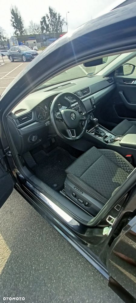 Skoda Superb 2.0 TDI Style DSG - 15