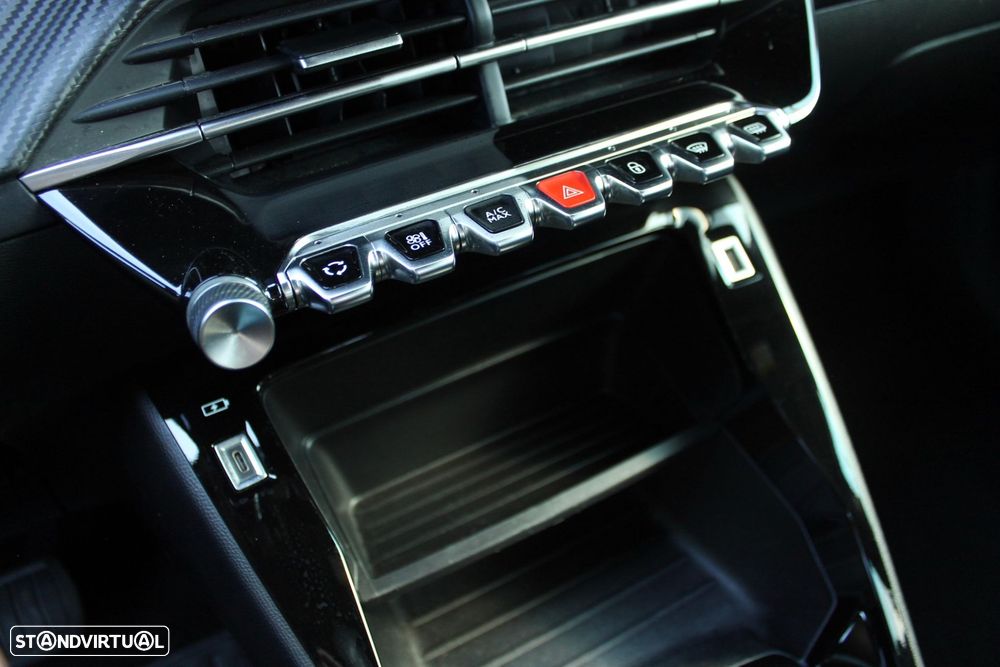 Peugeot e-2008 50 kWh Active Pack - 23