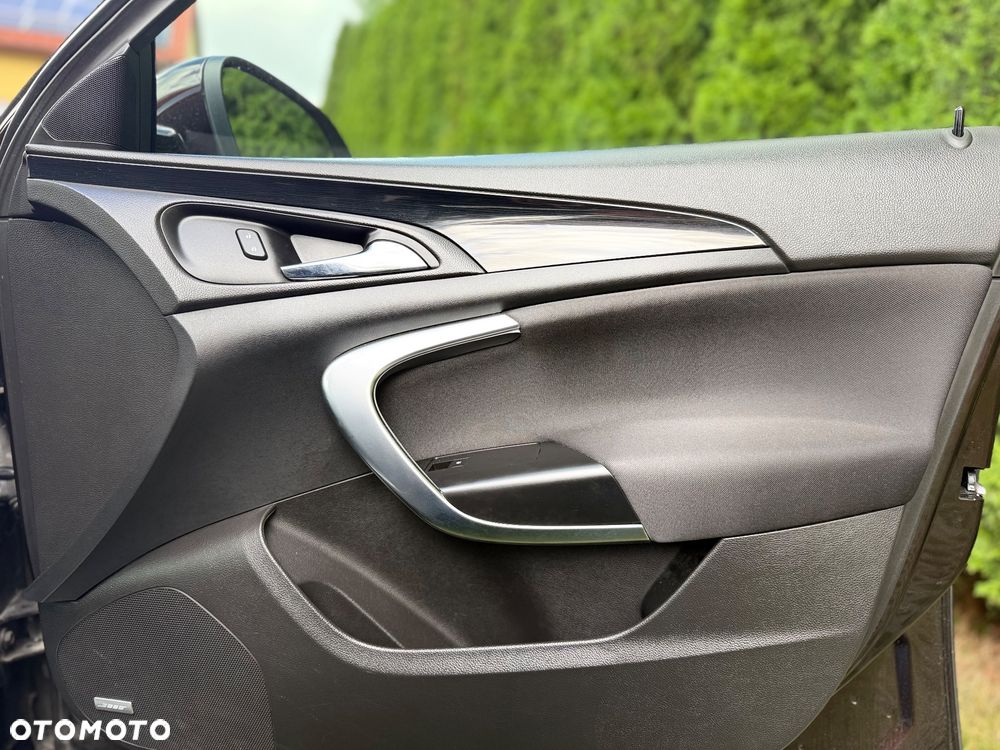 Opel Insignia - 18