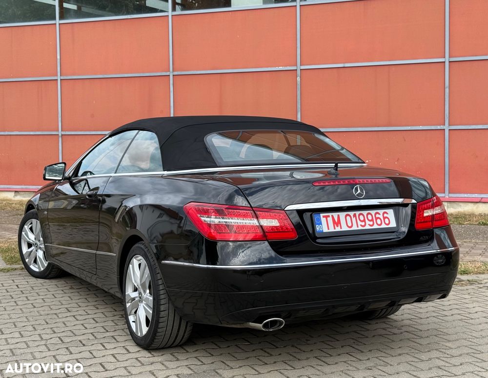 Mercedes-Benz E 220 CDI DPF BlueEFFICIENCY 7G-TRONIC Elegance - 32