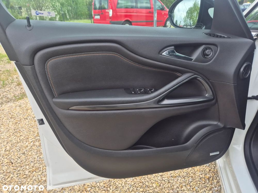 Opel Zafira 2.0 CDTI Cosmo S&S - 27
