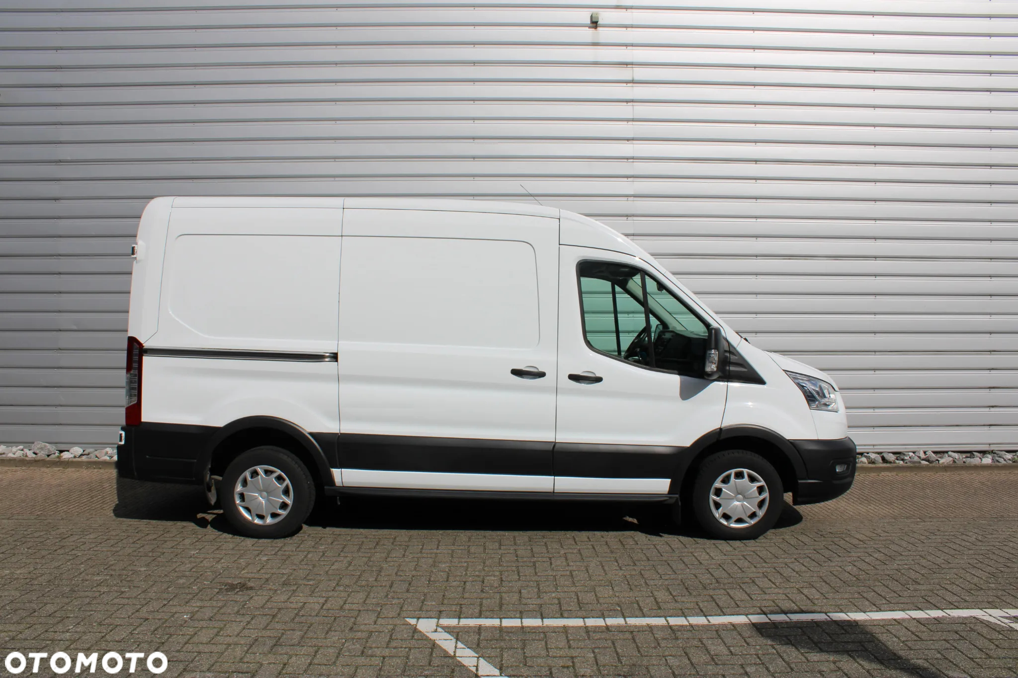 Ford Transit Trend - 6