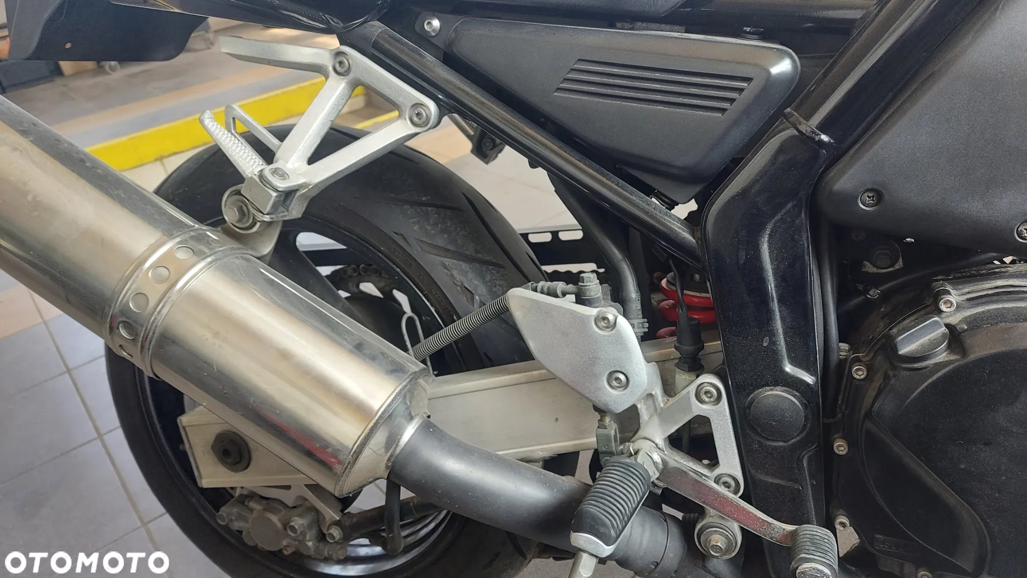 Yamaha FZ - 11
