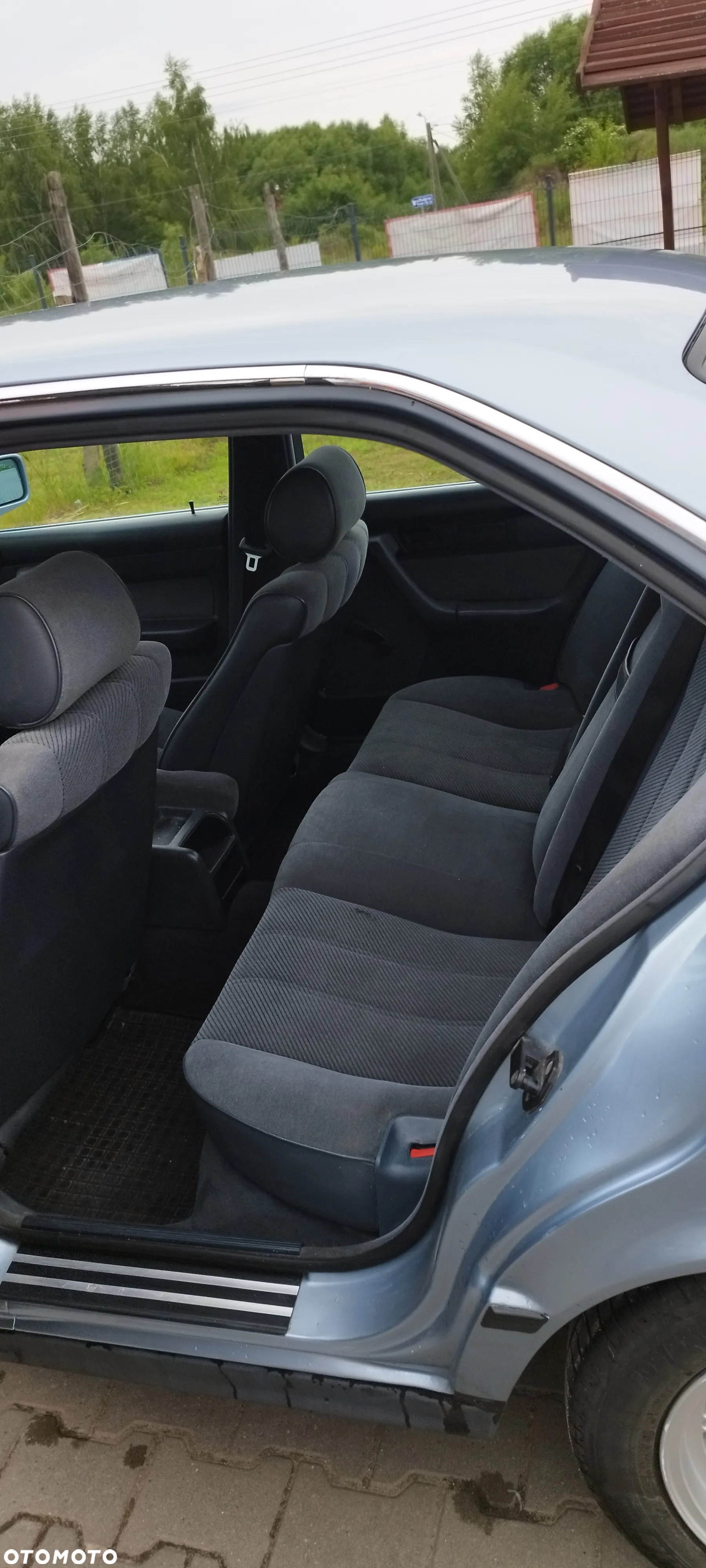 BMW Seria 5 520i - 15