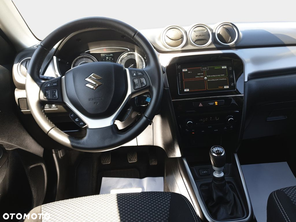 Suzuki Vitara - 12