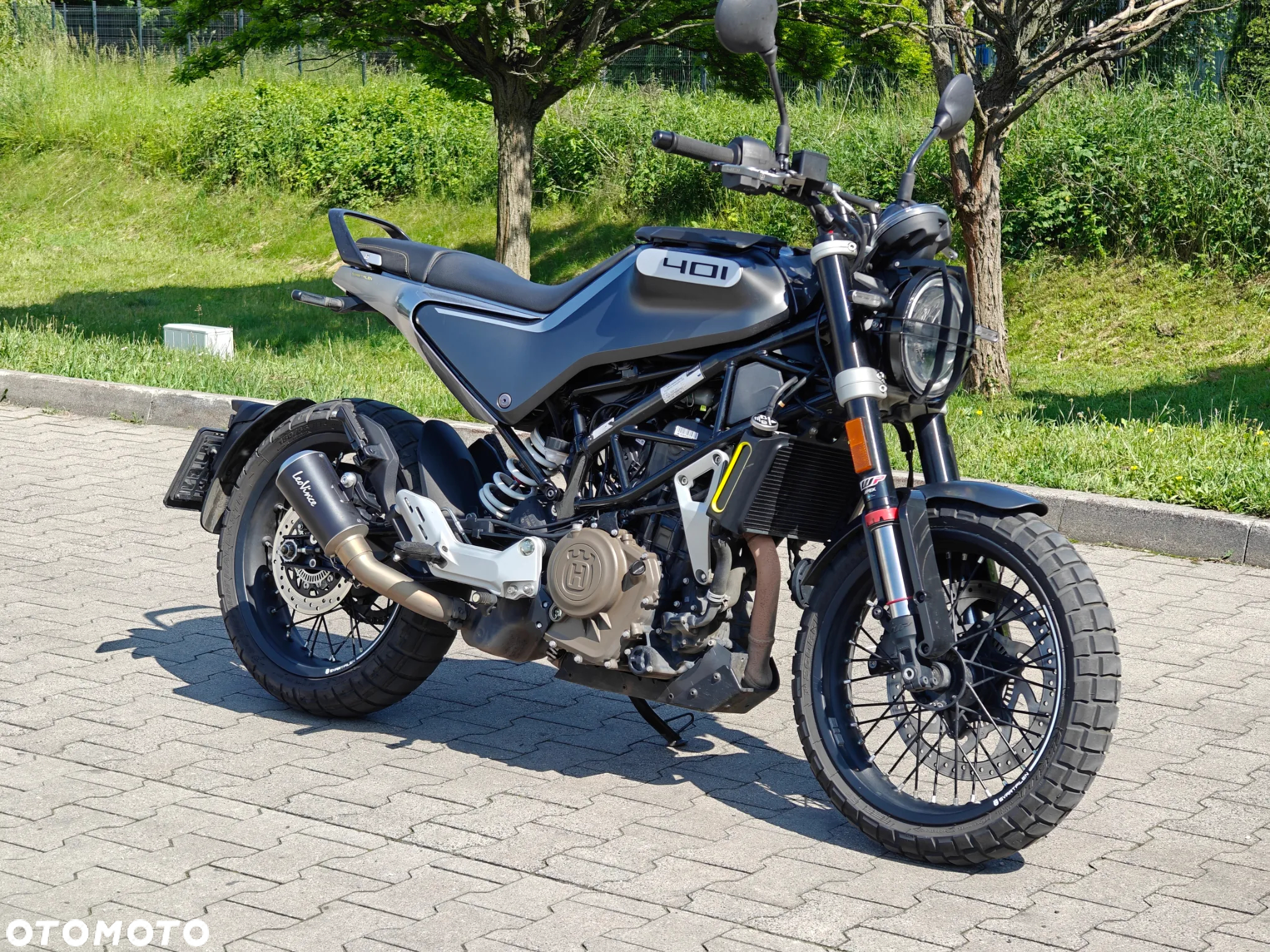 Husqvarna Svartpilen - 2