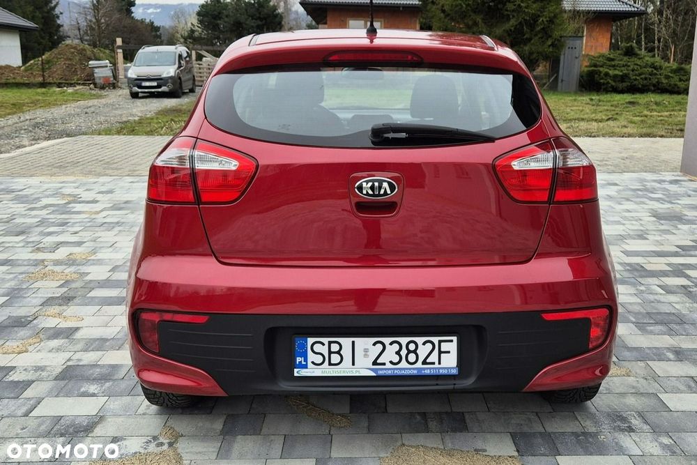Kia Rio 1.4 crdi Business Line - 9