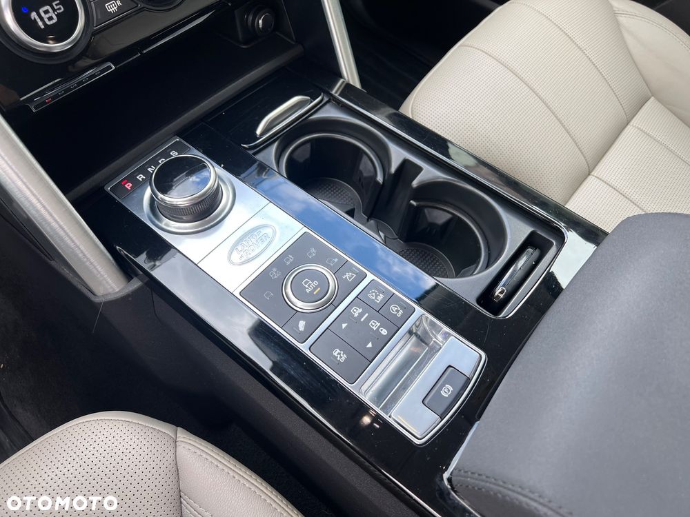 Land Rover Discovery 2.0 SD4 SE - 26