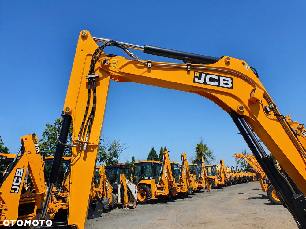 JCB 86C-2 - 13