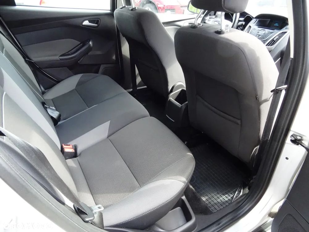 Ford Focus SW 1.6 TDCi Silver X - 13