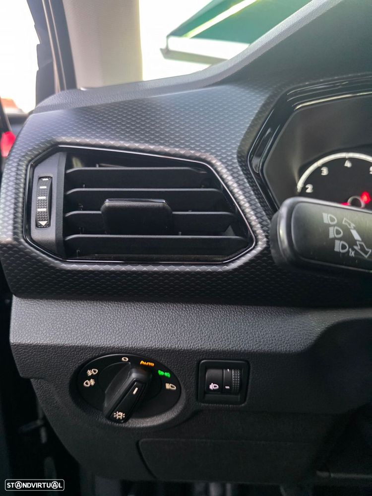 VW T-Cross 1.0 TSI Life - 12