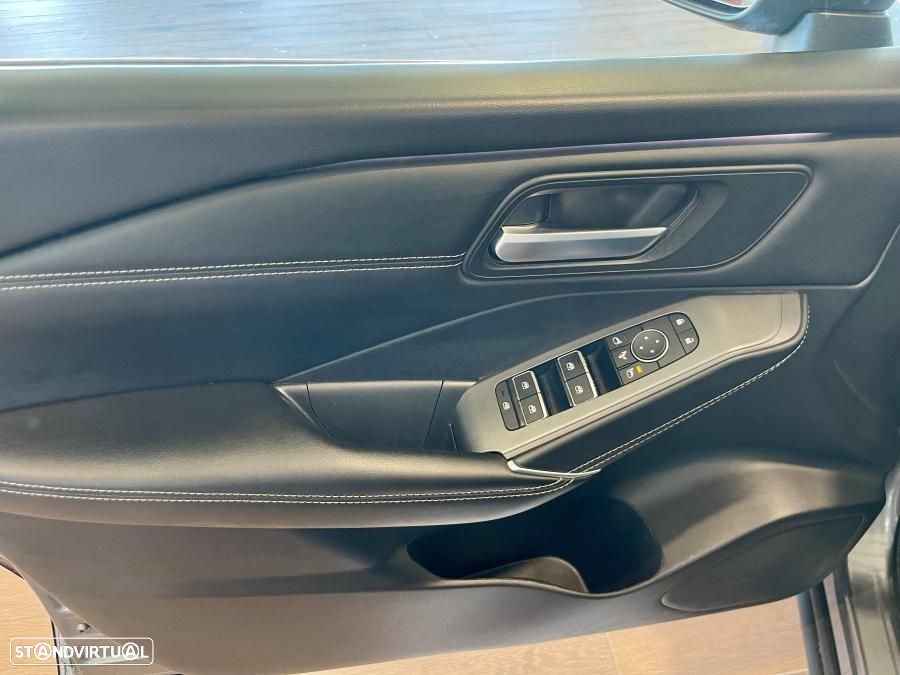 Nissan Qashqai 1.3 DIG-T N-Connecta LED Xtronic - 33