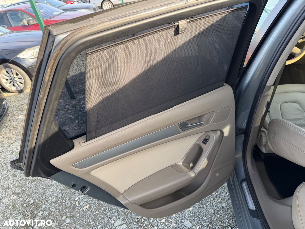 Audi A4 Avant 2.0 TDI DPF Ambiente - 26