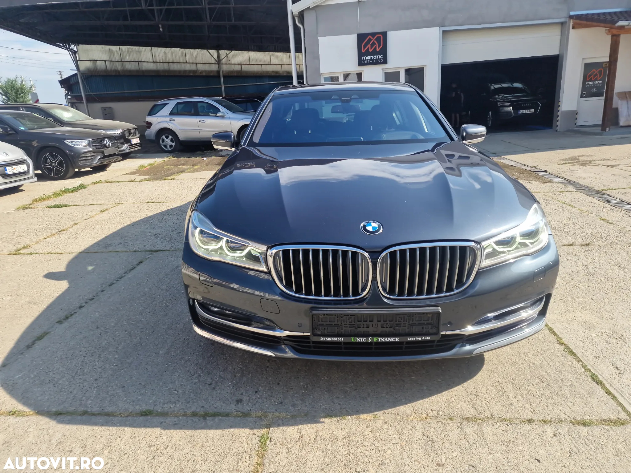 BMW Seria 7 730Ld xDrive - 2
