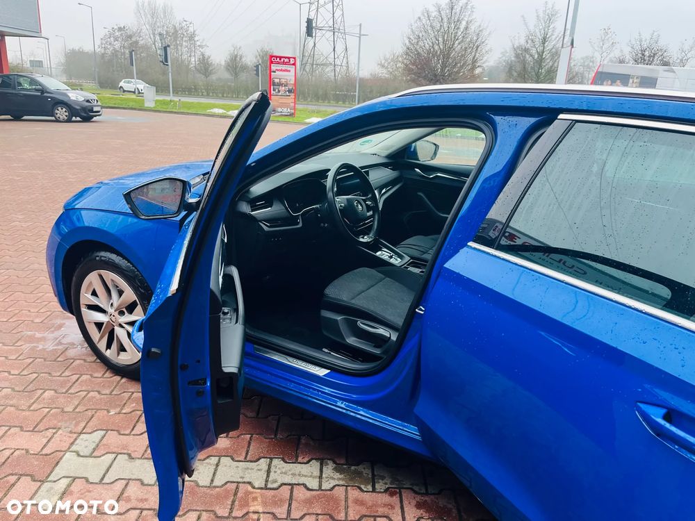 Skoda Octavia 2.0 TDI Edition DSG - 14