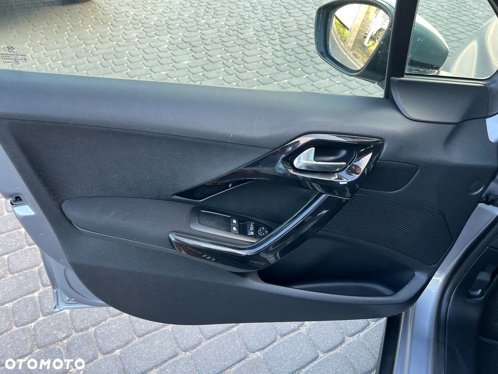 Peugeot 2008 1.2 VTi/Pure Tech Active - 13