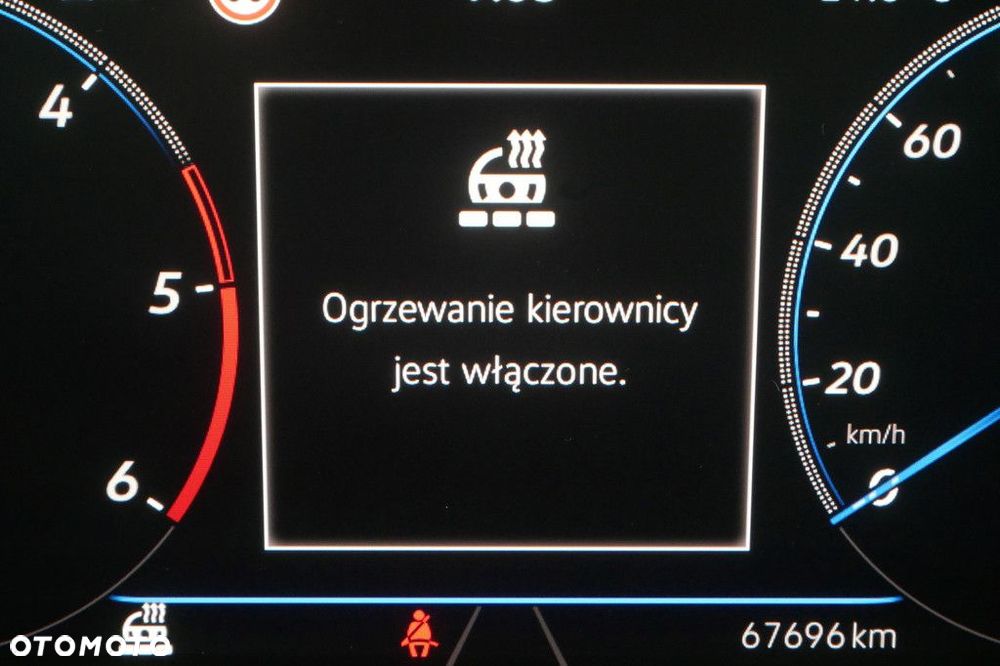 Volkswagen Passat Variant 2.0 TDI SCR Business DSG - 29