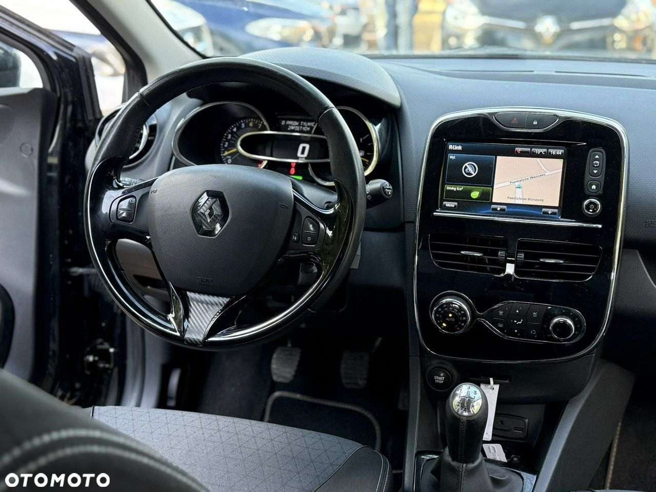 Renault Clio - 28
