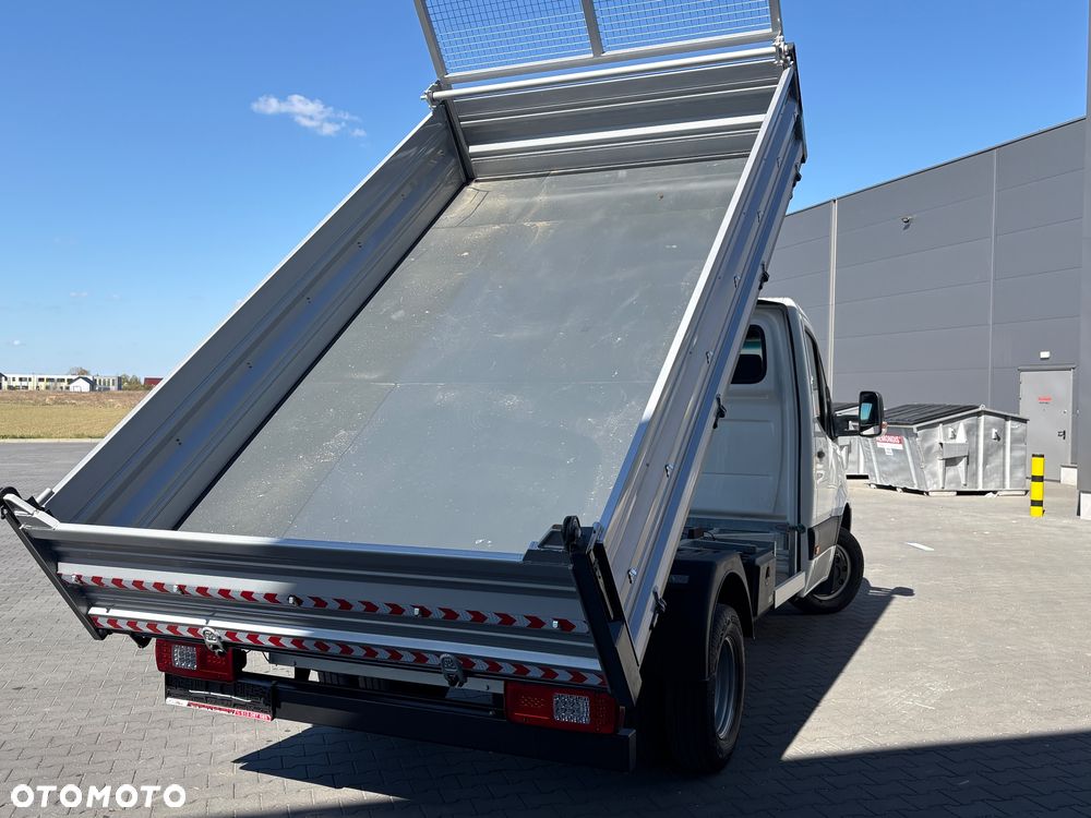 Mercedes-Benz Sprinter 519 - 17