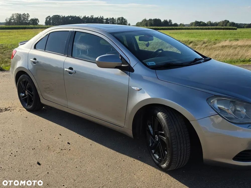 Suzuki Kizashi 2.4 Sport 4WD CVT - 4