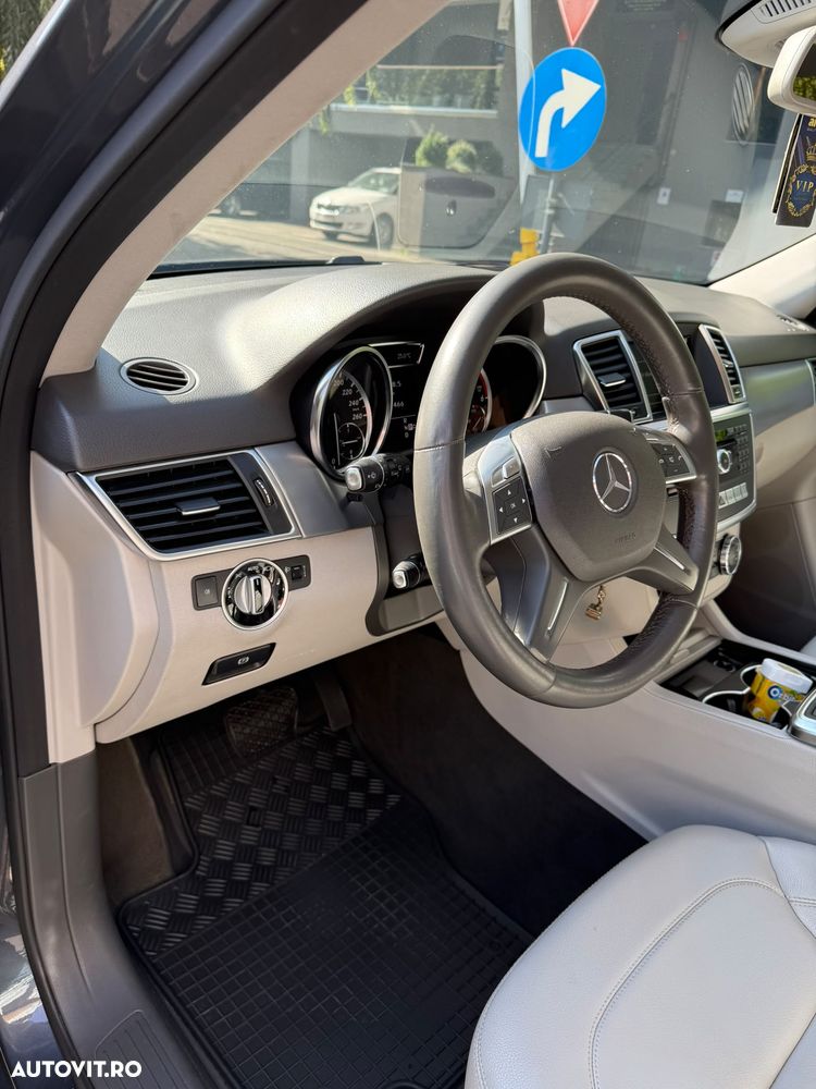 Mercedes-Benz ML 350 BlueTEC 4MATIC Aut - 19
