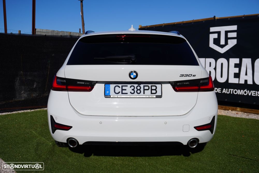 BMW 330 e Aut. Sport Line - 5