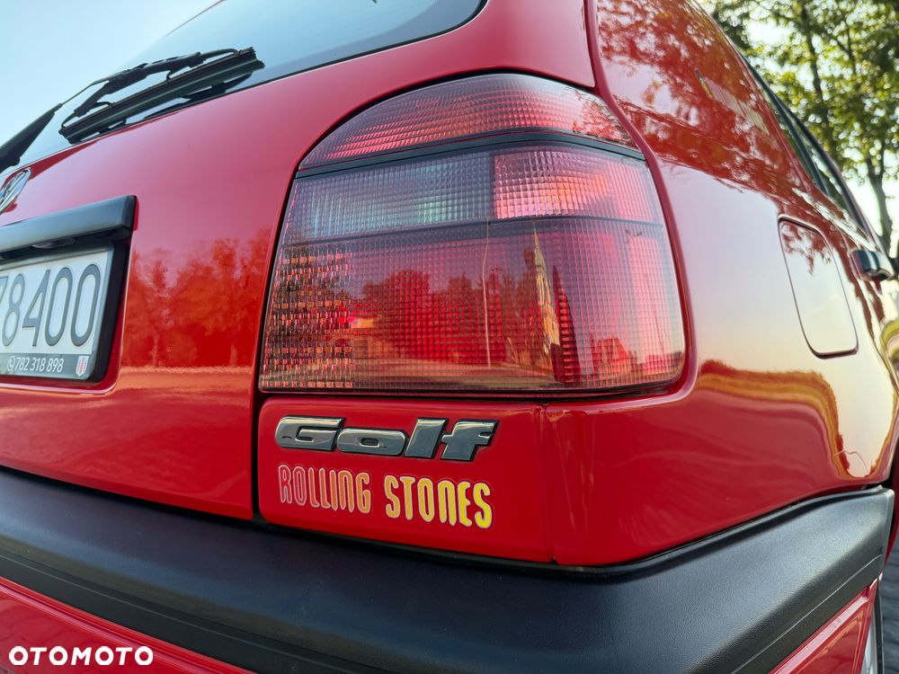 Volkswagen Golf - 25