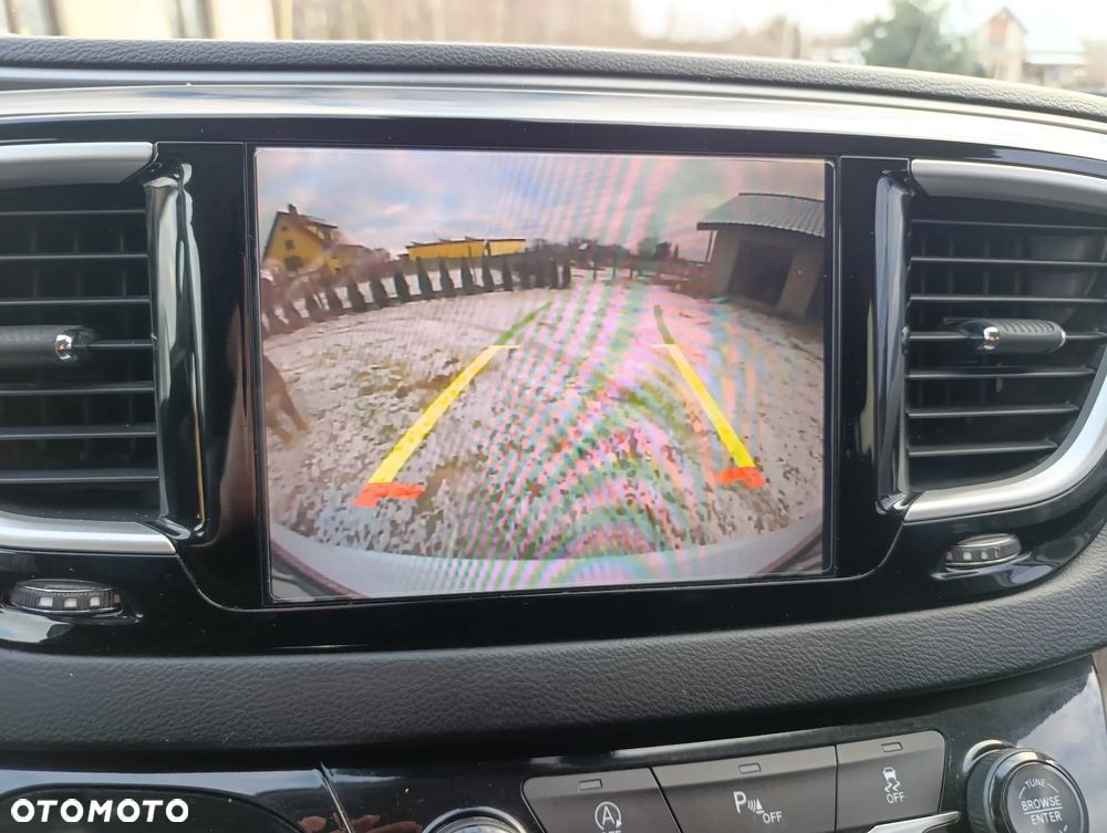 Chrysler Pacifica - 25