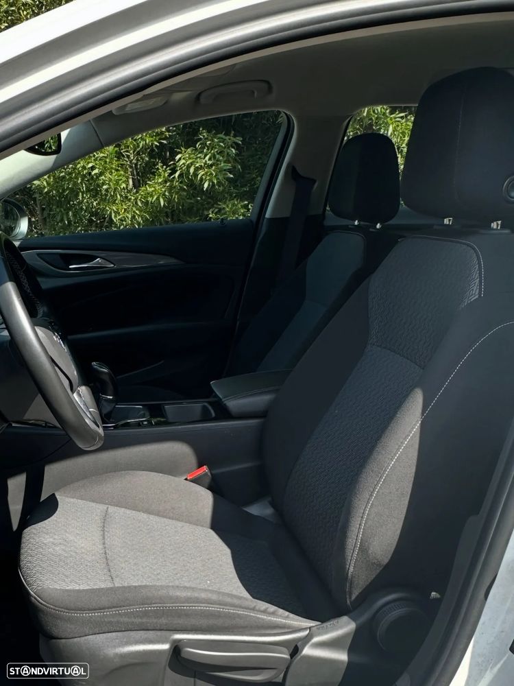 Opel Insignia Sports Tourer - 12