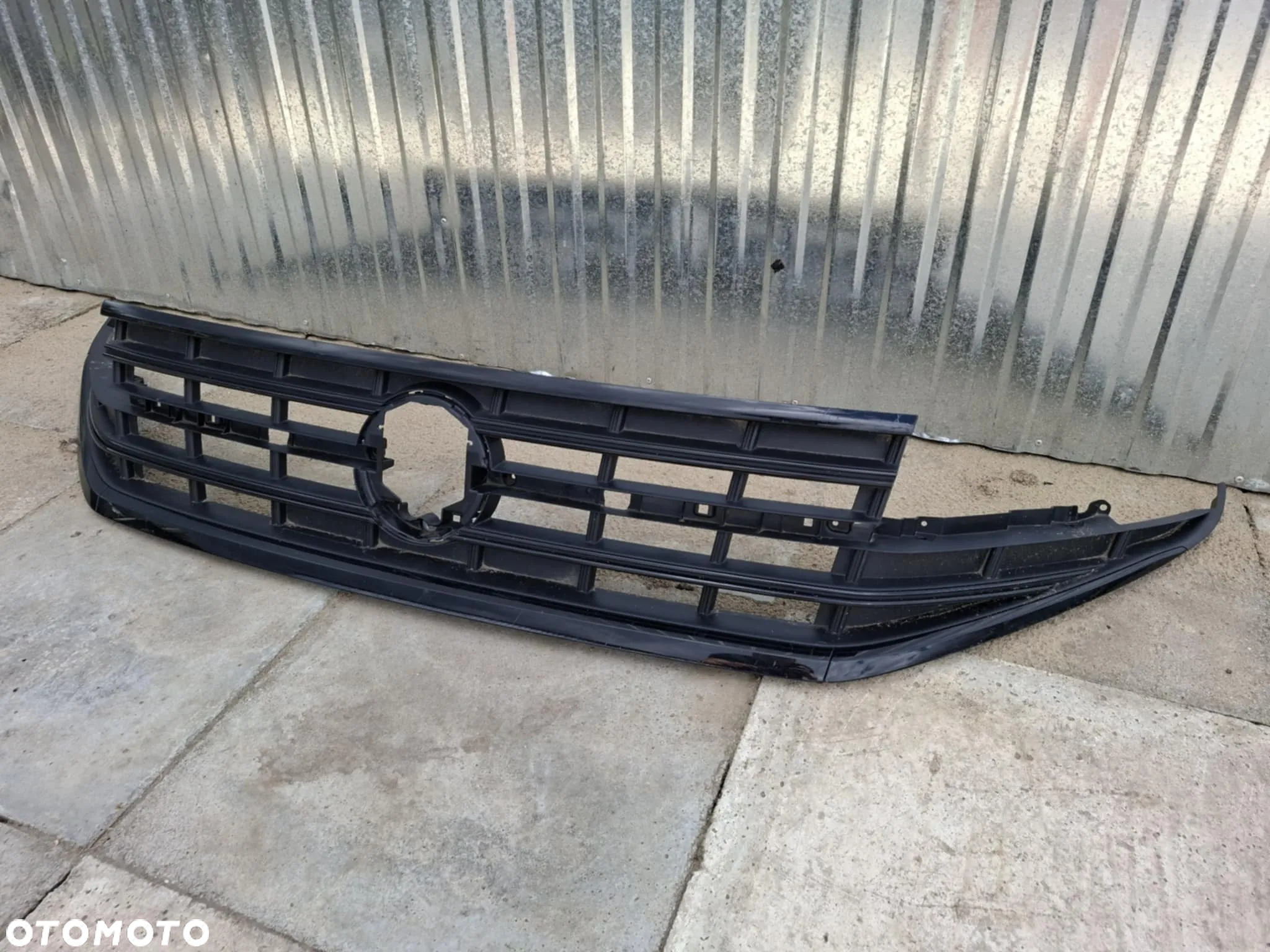GRILL PRZEDNI PRZÓD VW TOUAREG 760 LIFT R LINE ŁADNY - 5