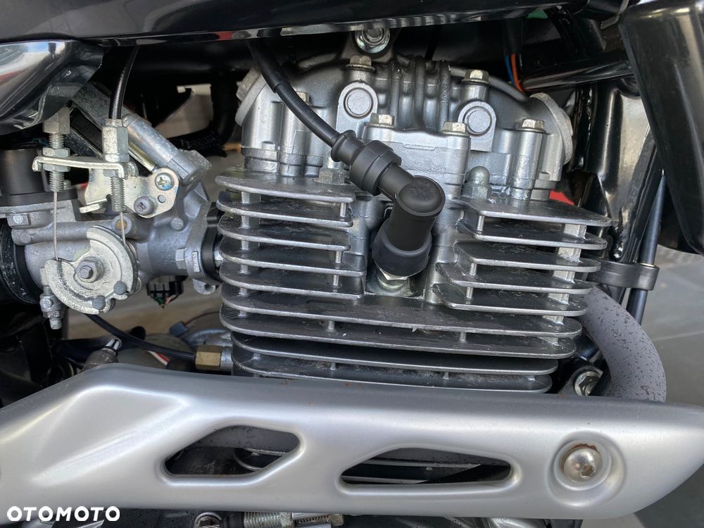 Suzuki DR - 25