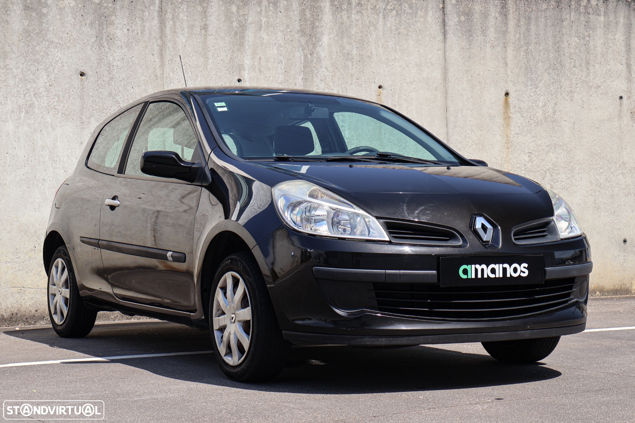 Renault Clio 1.2 16V Dynamique S - 2