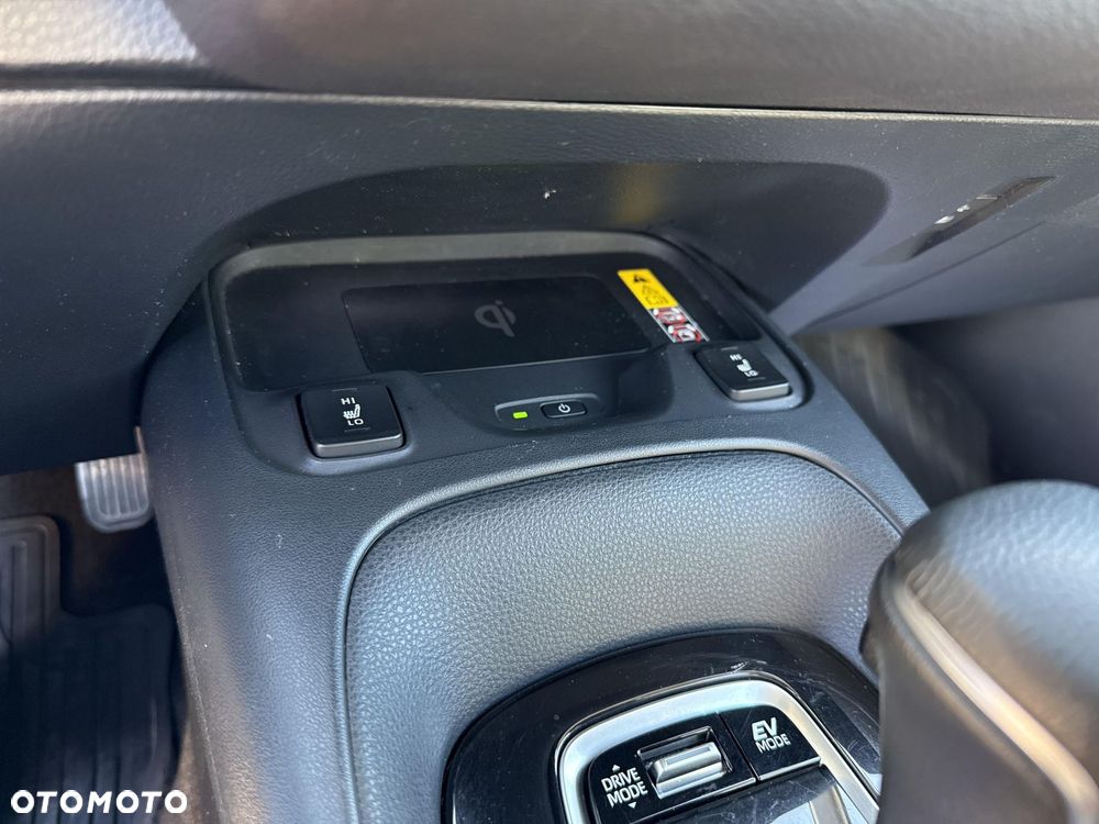 Toyota Corolla 1.8 Hybrid Style - 21