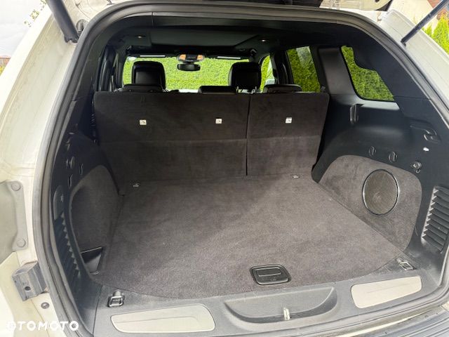 Jeep Grand Cherokee - 18