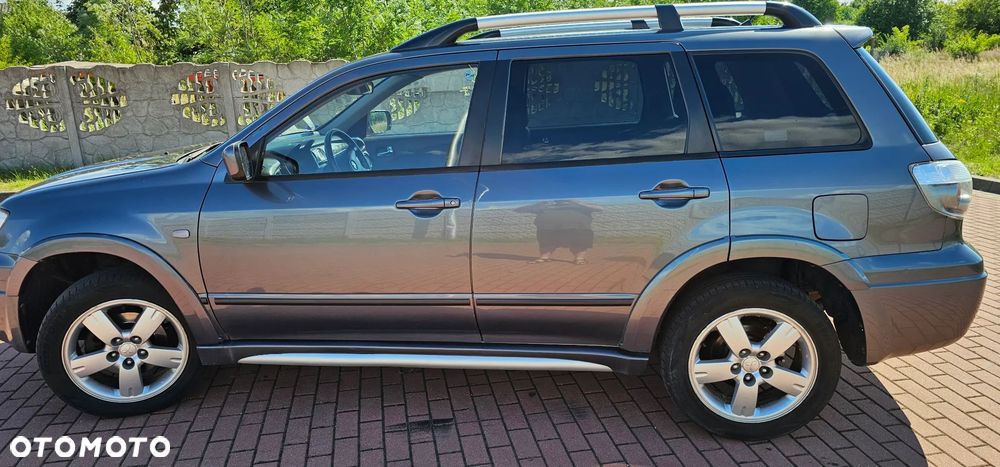 Mitsubishi Outlander 2.0 Comfort 4WD - 13